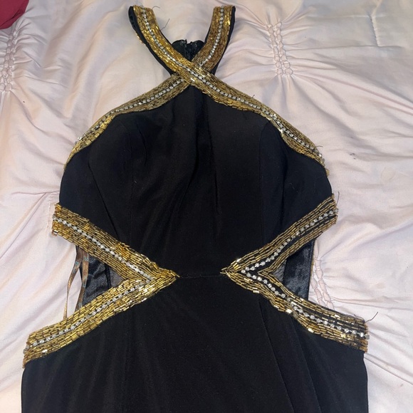 Maxi Dress by Camille La Vie - Picture 3 of 6